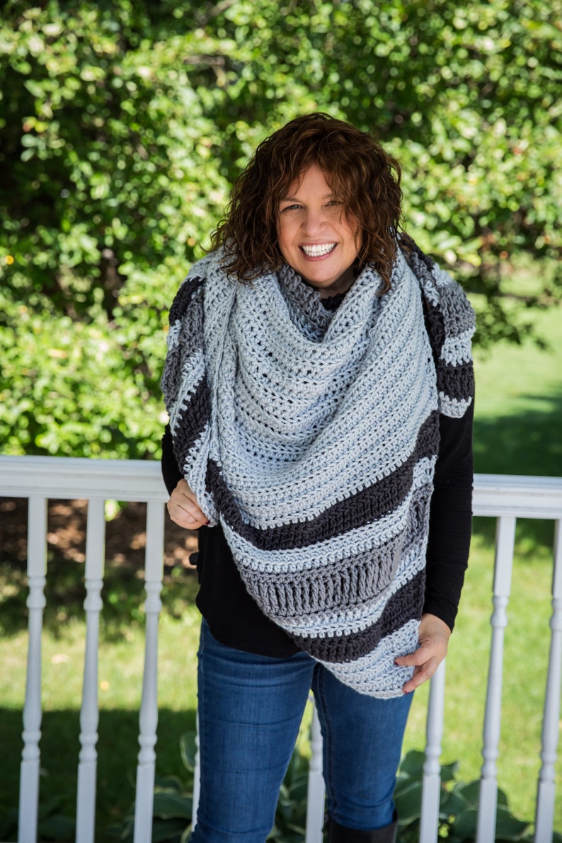 Bedford Oversized Wrap: Easy Crochet Pattern Bulky Yarn Shawl image 1