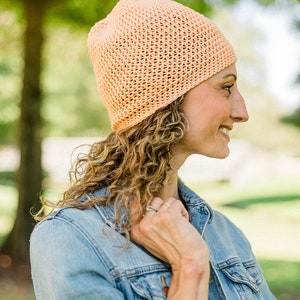 Layover Beanie Easy Crochet Pattern Worsted Weight Yarn DIY Hat image 2