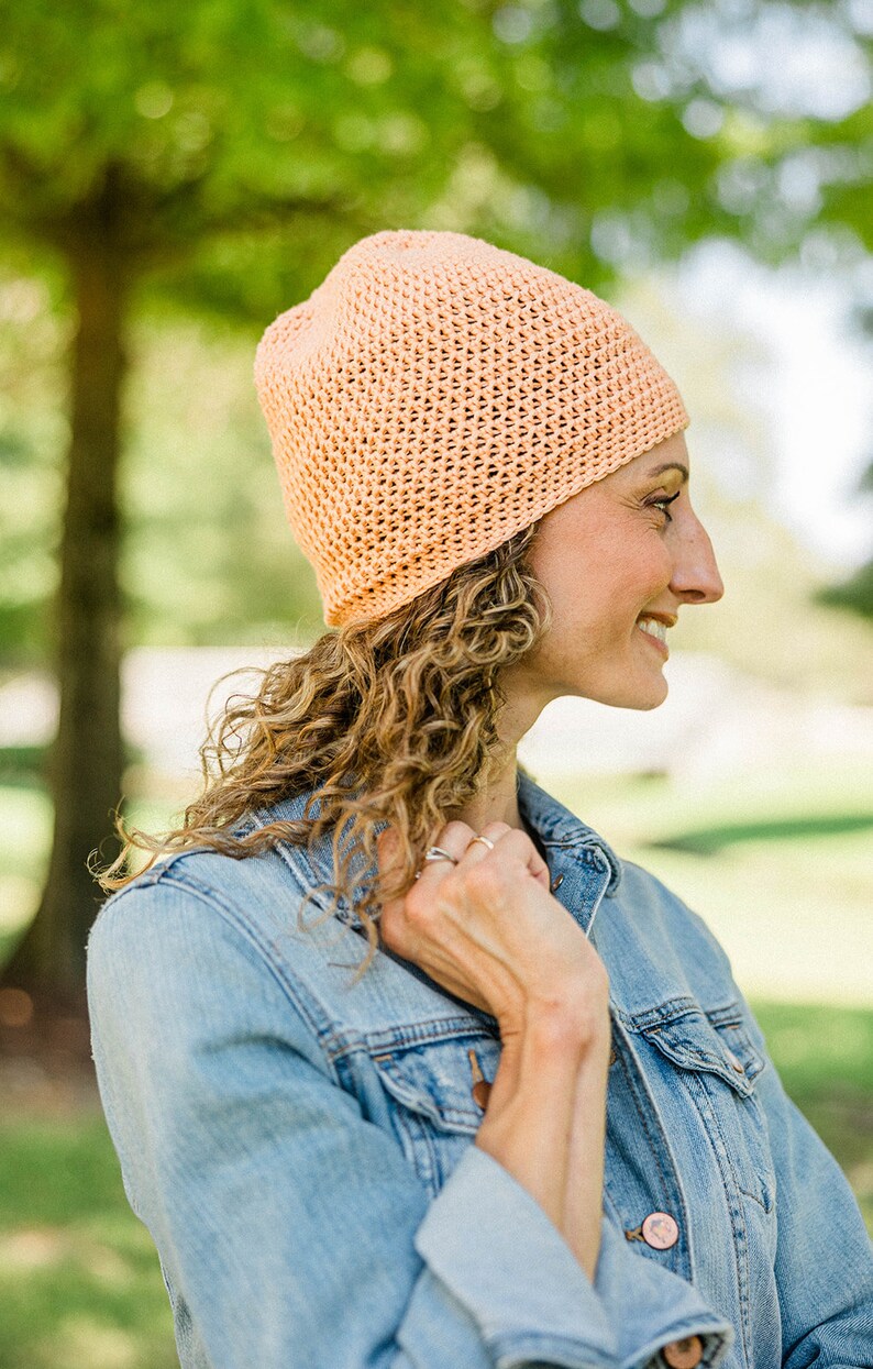 Layover Beanie Easy Crochet Pattern Worsted Weight Yarn DIY Hat image 2