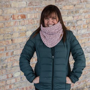 Kodiak Cowl Crochet Pattern | Chunky Neck warmer Crochet Pattern | Easy Quick Cowl Pattern| Mens Cowl Pattern