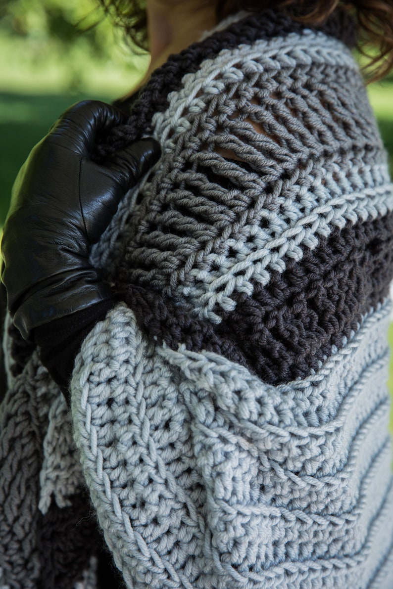 Bedford Oversized Wrap: Easy Crochet Pattern Bulky Yarn Shawl image 4