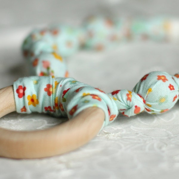 Teething Ring Necklace for Breastfeeding/Nursing Necklace, Teething Necklace, Babywearing, Fabric Necklace