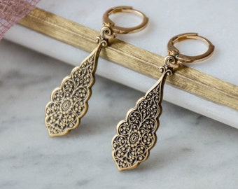 Victorian Art Nouveau floral filigree earrings, vintage antique brass small Rococo French earrings, dark academia handmade jewelry