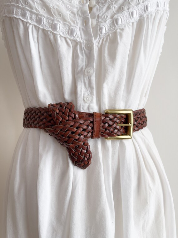 brown braided leather belt 90s vintage woven leath