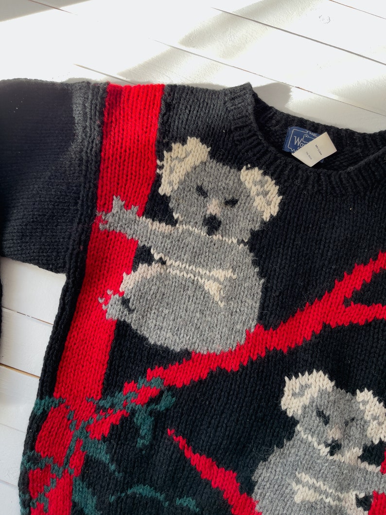 black wool sweater 80s 90s vintage Woolrich koala bear intarsia novelty sweater image 3