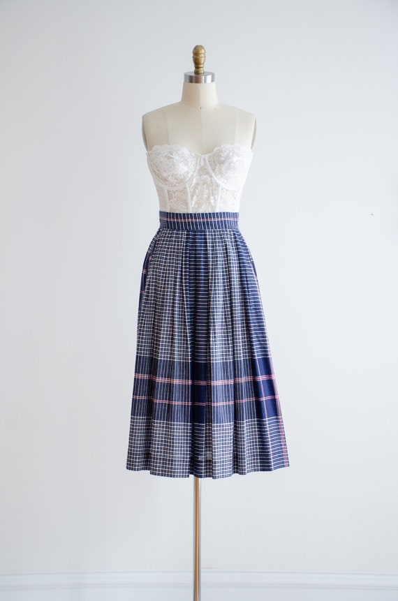 navy blue plaid skirt | 80s 90s vintage red white… - image 3