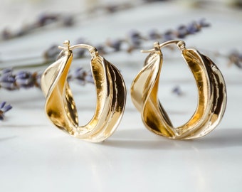 big gold basket hoop earrings, thick twisted 18k gold hoops, modern gold hoop earrings, gift for her