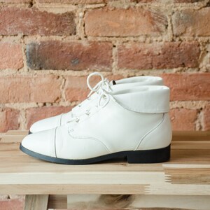 Vintage white 2025 ankle boots