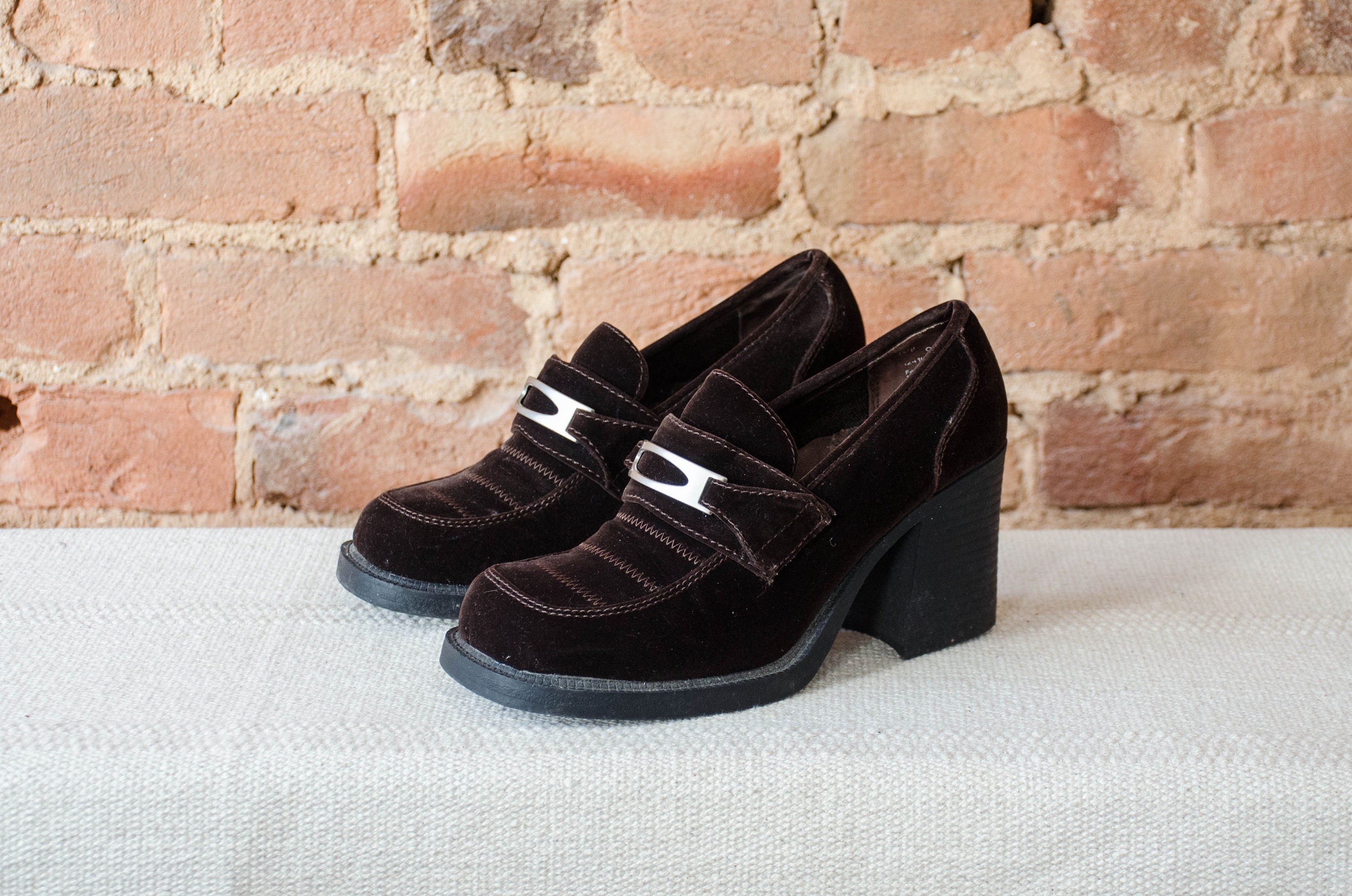 emulering asiatisk lufthavn Brown Velvet Heels 90s Y2k Vintage Square Toe Chunky Heel - Etsy