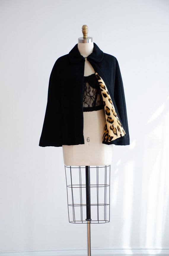 black wool cape 50s 60s vintage leopard print fau… - image 5