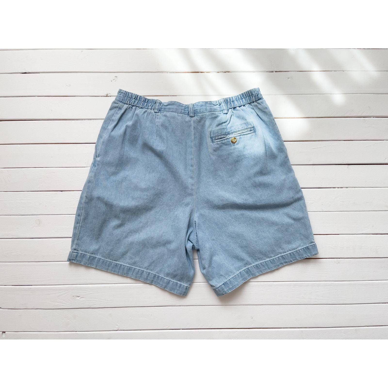High Waisted Shorts 80s 90s Vintage Faded Short Pleated Jean