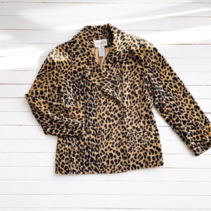 vtg Cambridge Dry Goods leopard print velvet jacket