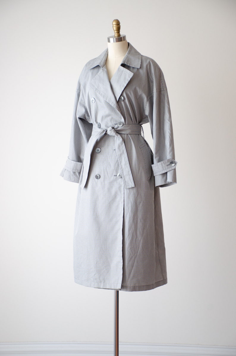 plaid trench coat 80s 90s vintage London Fog gray white dark academia cottagecore belted plaid cotton jacket image 5