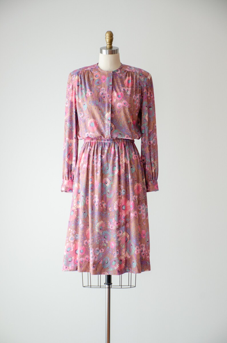 cute cottagecore dress 70s 80s vintage light brown pink purple floral long sleeve knee length dress image 3