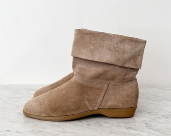 Boho Vintage Slouchy Suede Ankle Boots Tan Round Toe Low Wedge Fold Over Cuff