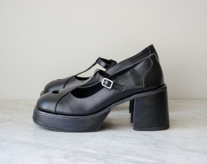 Black Mary Jane Platform Shoes | 90s Y2k Vintage Delia's Chunky Goth