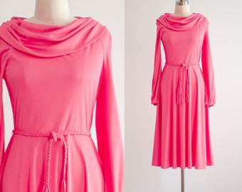 hot pink dress 70s vintage Jonathan Logan neon pink long sleeve fit and flare dress