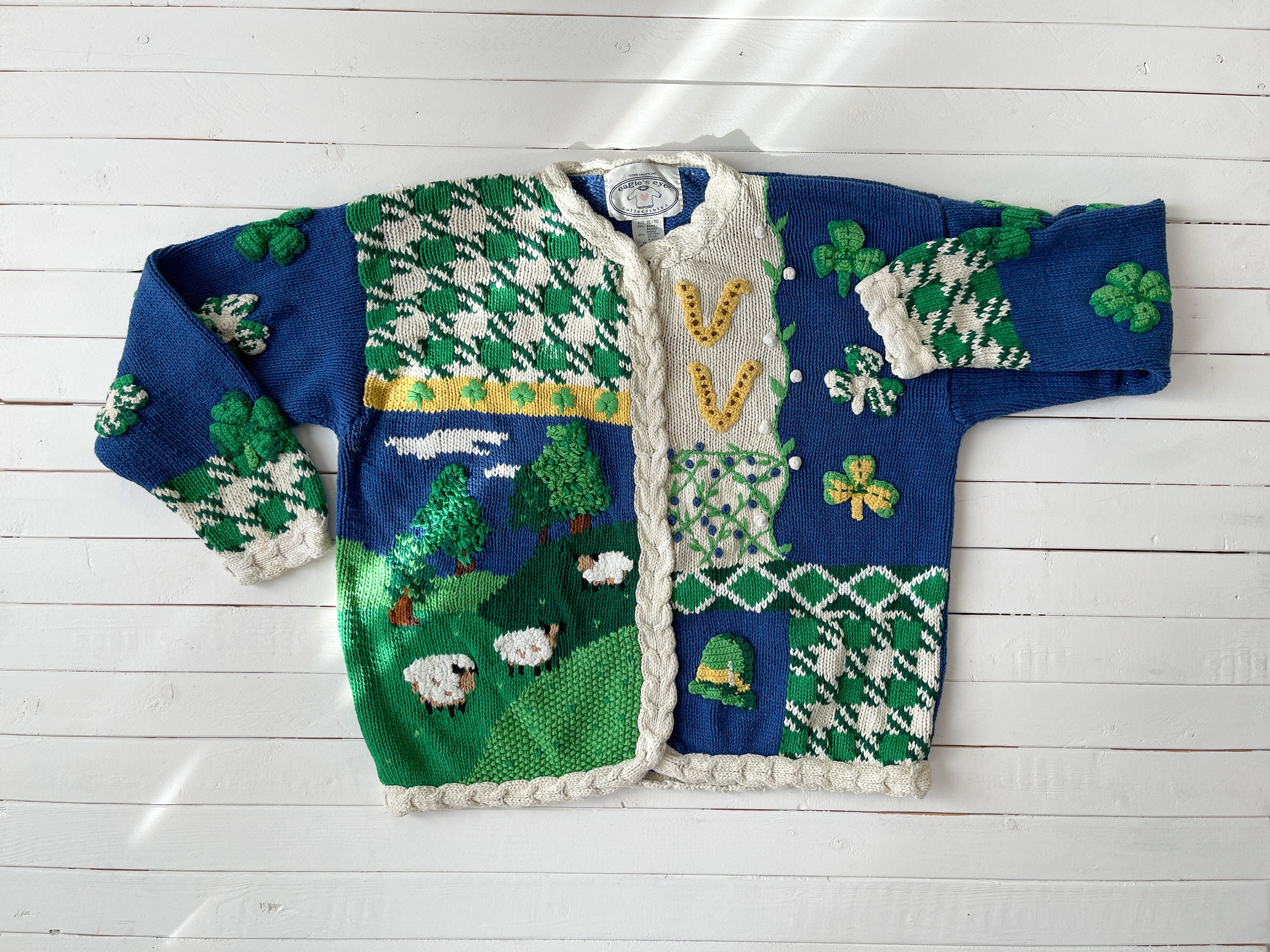 Cute Embroidered Sweater 90s Vintage the Eagle's Eye St. Patrick's