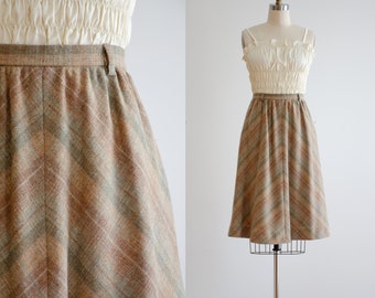 plaid wool skirt 70s 80s vintage brown beige green a line knee length skirt