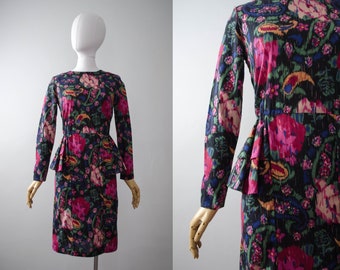 graphic floral dress | dark floral dress | vintage peplum dress