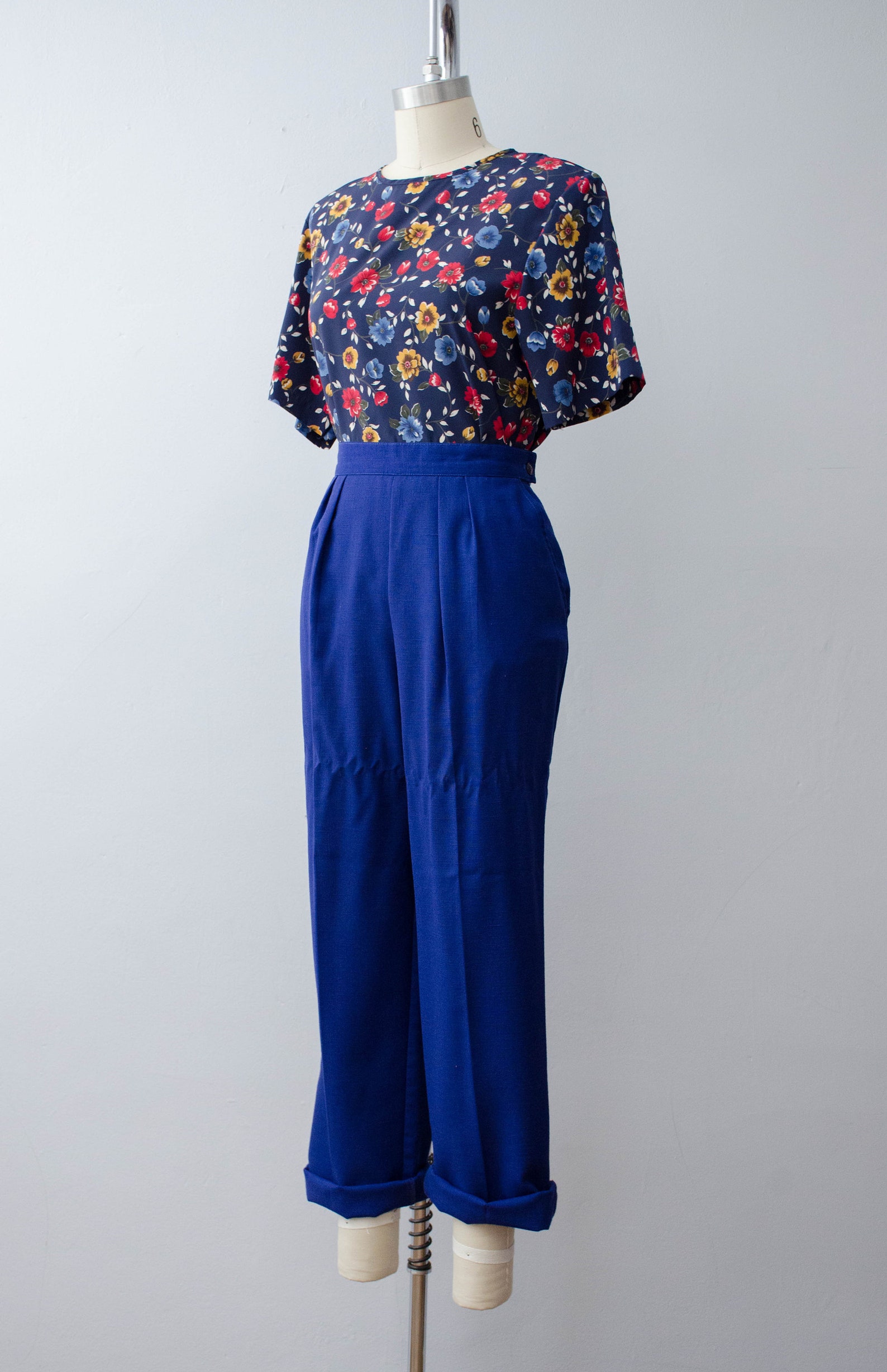 high waisted blue and white striped pants