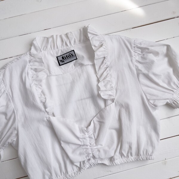 Constance Regular Fit Ruffle Collar Blouse In White Cotton Poplin