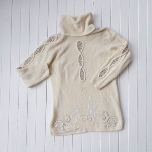 white turtleneck sweater 80s 90s vintage cream beaded wool angora sweater