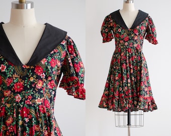 cute cottagecore dress 80s vintage black red floral puff sleeve mini dress