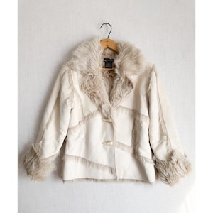 EStudio Y2K Vintage Faux Fur Patchwork Jacket Ivory Cream Faux Fur Toggle M