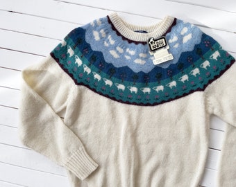 cute cottagecore sweater 80s 90s vintage Woolrich Fair Isle cream wool sheep farm scenic sweater