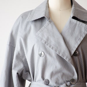 plaid trench coat 80s 90s vintage London Fog gray white dark academia cottagecore belted plaid cotton jacket image 3