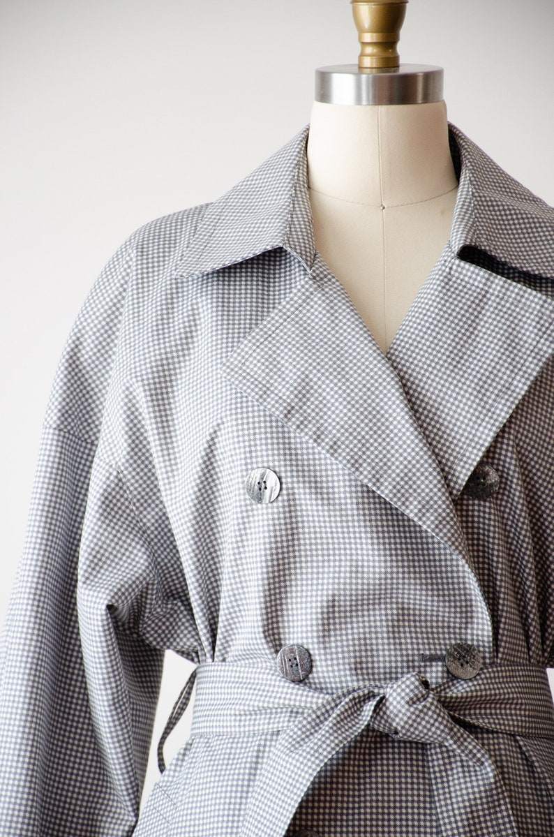 plaid trench coat 80s 90s vintage London Fog gray white dark academia cottagecore belted plaid cotton jacket image 3