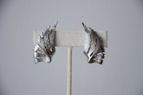 silver wave earrings | silver ear climbers