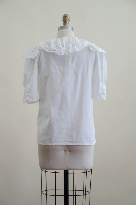 white ruffled collar blouse | 80s vintage dramati… - image 7