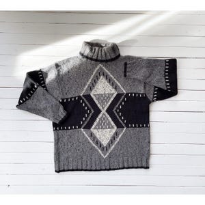 Liz Claiborne black gray striped oversized turtleneck sweater