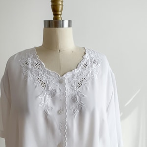 cute cottagecore blouse 80s 90s vintage white embroidered short sleeve shirt