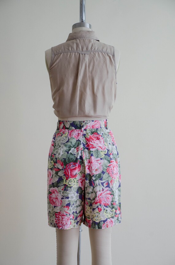 romantic floral shorts | high waisted shorts - image 3