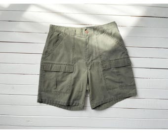 short taille haute short cargo vintage vert olive des années 80 et 90