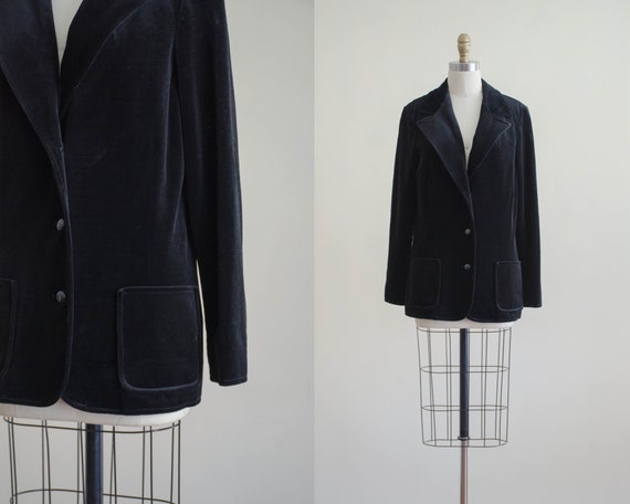 black velvet jacket | velvet blazer
