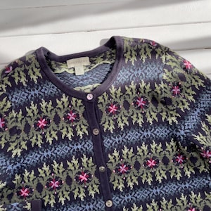 かわいいコテージコアセーター 90年代ヴィンテージ ネイビーブルー 花柄刺繍 フェアアイルカーディガン