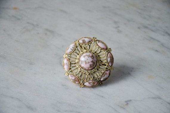 large round brooch | pink stone brooch | round go… - image 5