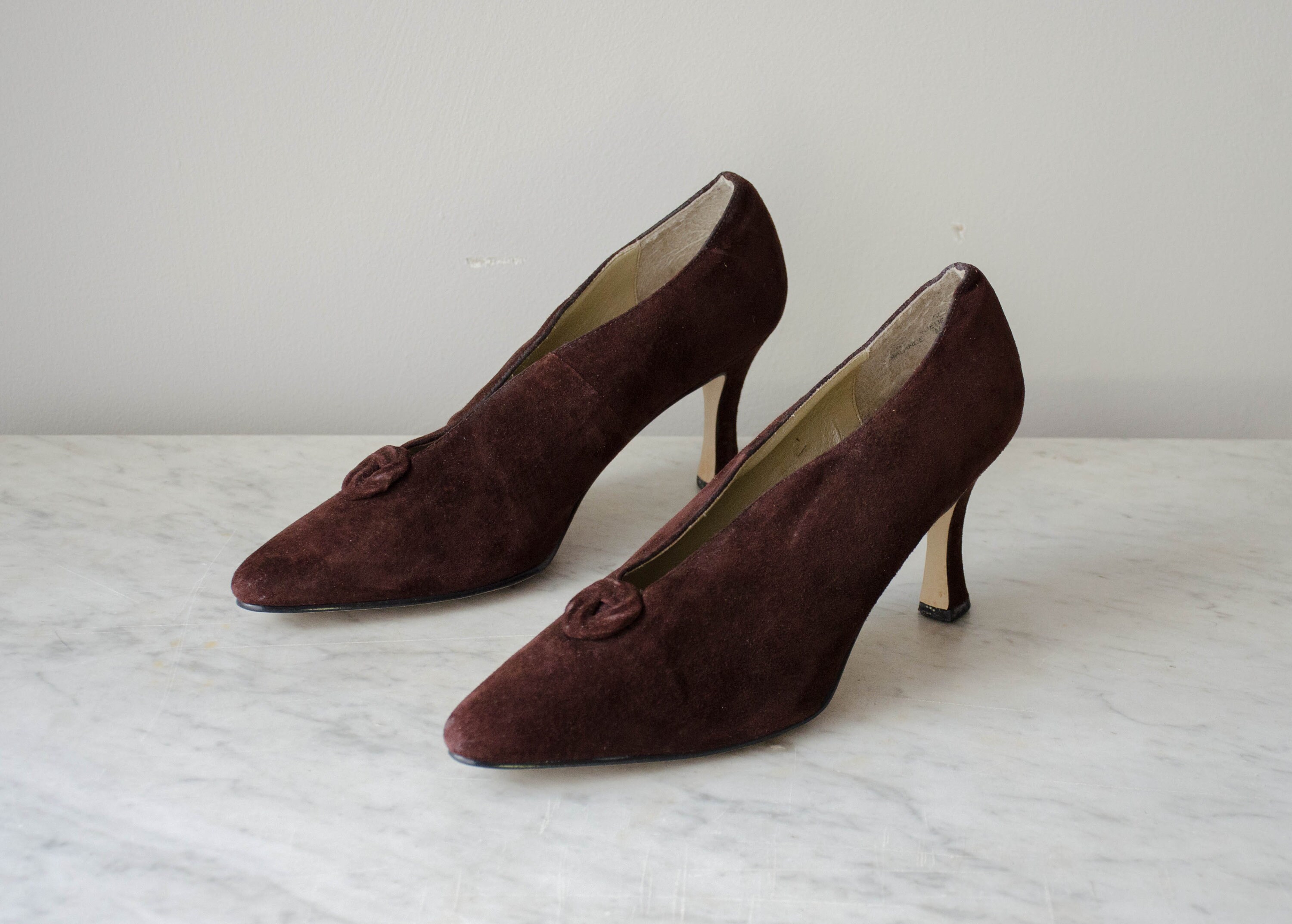 Bruin suède pumps donkerbruine hakken VS 75 - Etsy Nederland