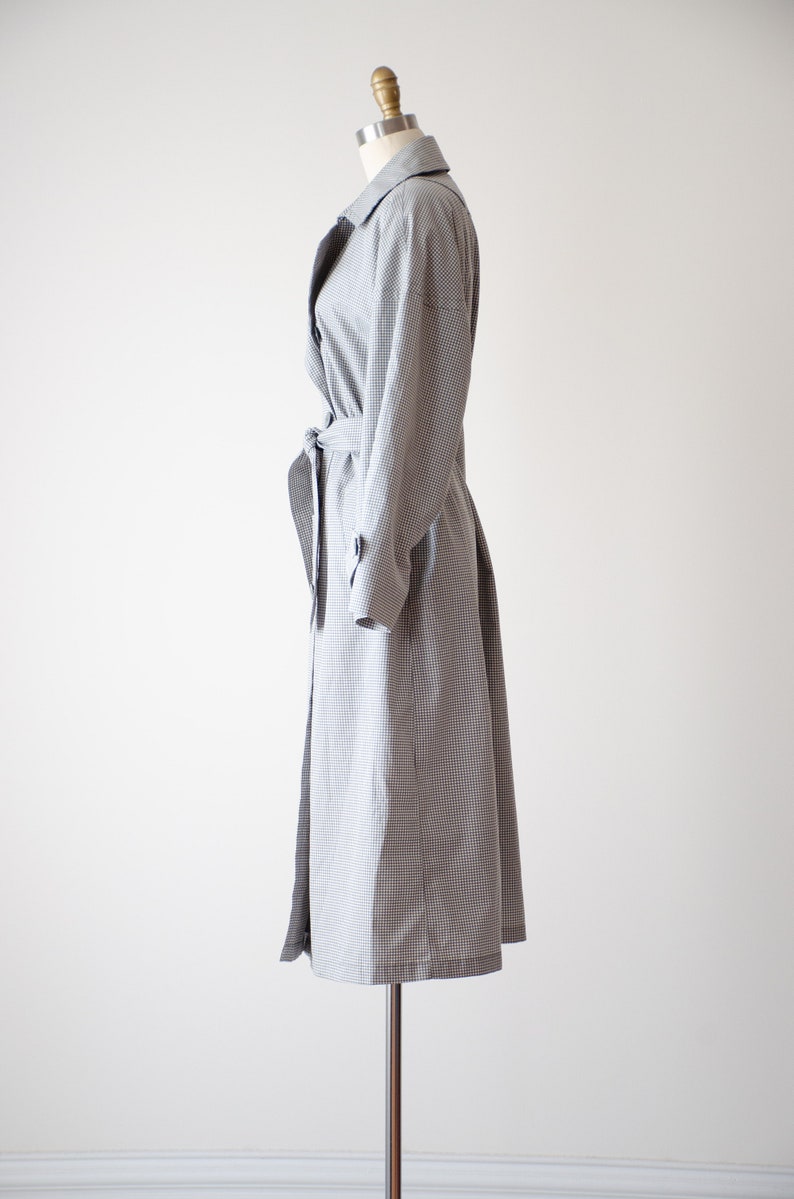 plaid trench coat 80s 90s vintage London Fog gray white dark academia cottagecore belted plaid cotton jacket image 7
