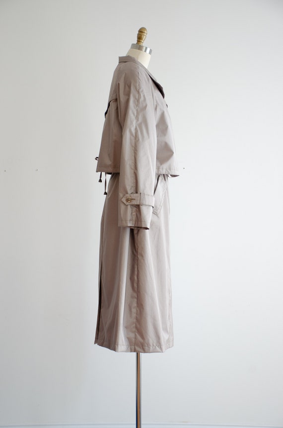 brown trench coat 80s vintage British Mist mushroom g… - Gem