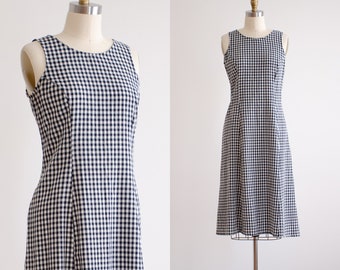 cute cottagecore dress 90s vintage navy blue white gingham checkered plaid sleeveless dress