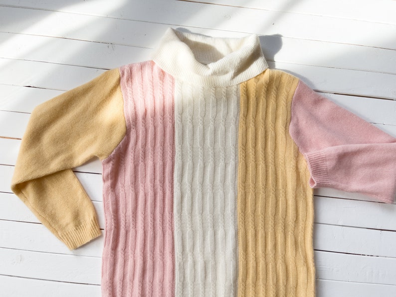 maglione a collo alto maglione vintage in lana d'angora bianca rosa pesca pastello anni '90 immagine 2