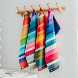 Banderas de análisis de color estacionales - Juego de 4 banderas para el hogar según las estaciones