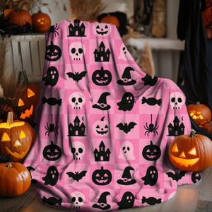 Halloween Blanket with Pink Ghosts, Ghost Throw Blanket, Halloween Throw, Summerween Decor, Hot Ghoul Summer