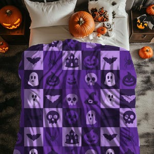 Ghost Throw Blanket, Purple Halloween Blanket, Ghost Blanket for Hot Ghoul Summer, Summerween Decor, Witch Blanket