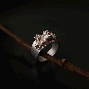 Vintage blåbärsring, justerbar silverring, botaniska smycken, present till henne, naturinspirerad, födelsedagspresent, julsmycken